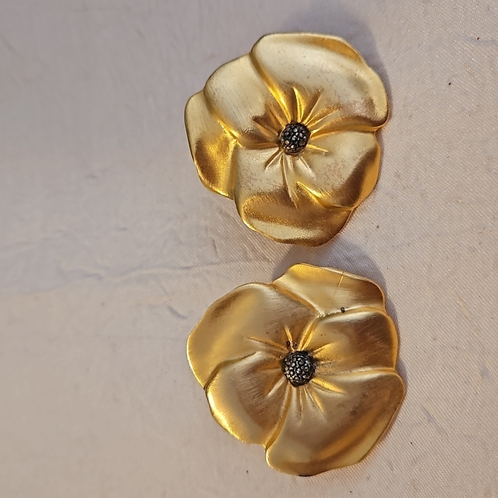 JUDITH JACK Vintage RARE GOLD TONE & MARCASITE CLIP-ON EARRINGS.